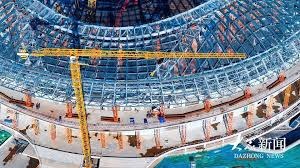 德扑里的“等级压制”：解析职业玩家是如何通过策略降维打击业余玩家。（德州扑克的实力压制：职业玩家如何以策略降维打击业余选手）